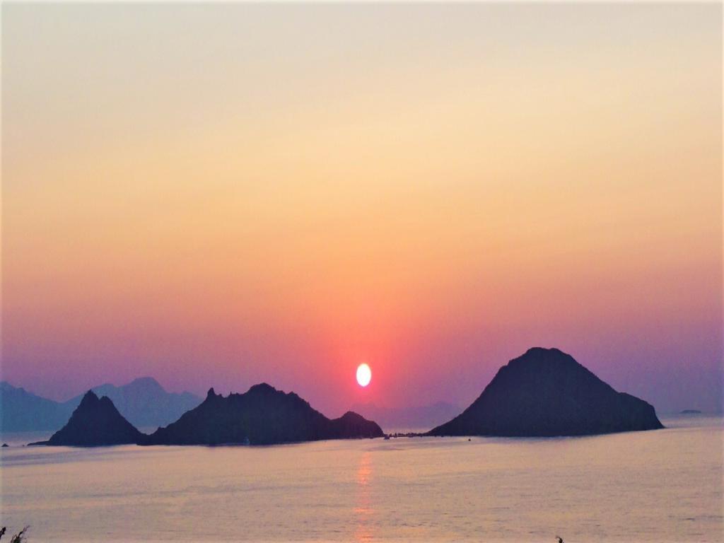 Вилла Sunset Mavi Тургутрейс Экстерьер фото