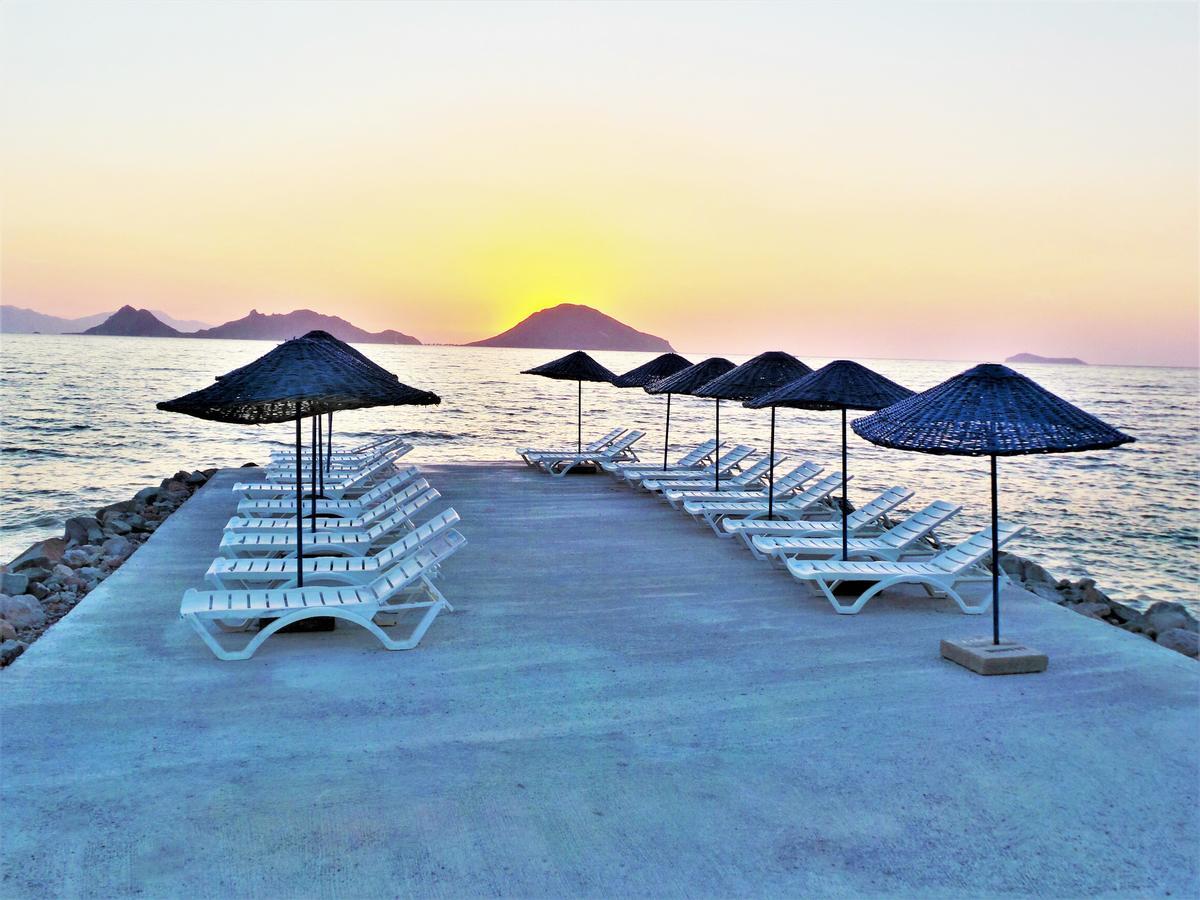Вилла Sunset Mavi Тургутрейс Экстерьер фото