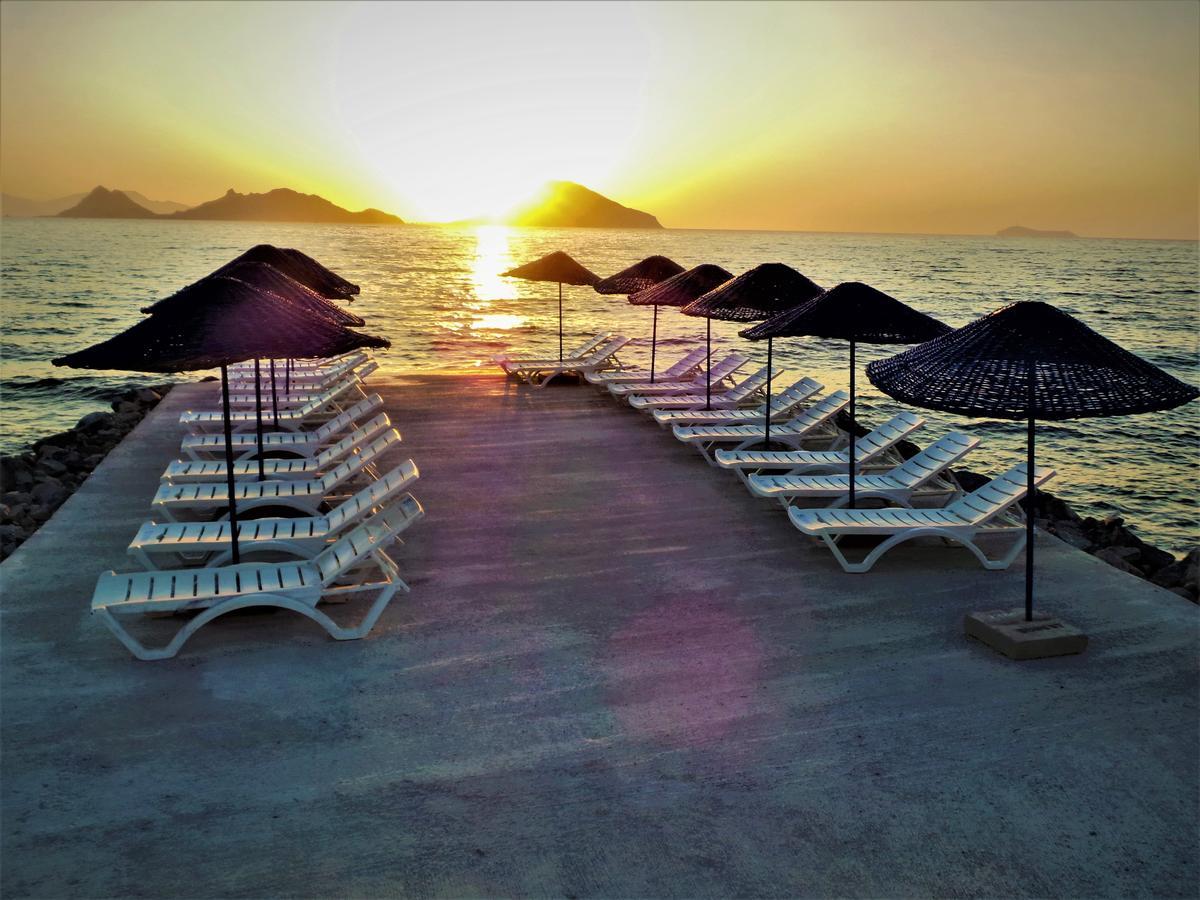 Вилла Sunset Mavi Тургутрейс Экстерьер фото